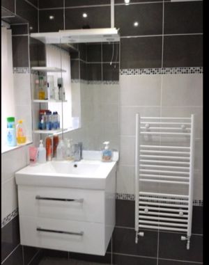 Photo 1- click for photo gallery